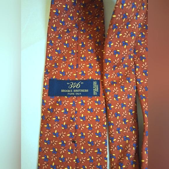 Brooks Brothers 346 silk tie burnt orange leaf pattern - Picture 2 of 5